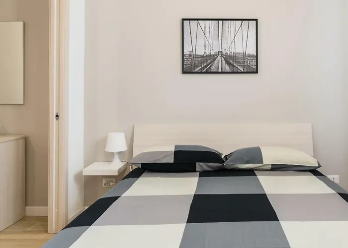 Fan House 22 San Siro 2 Wi-fi Netflix Apartment *